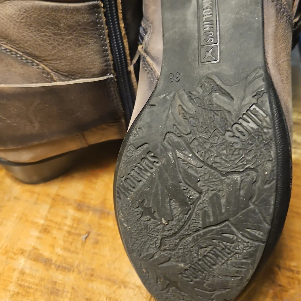 Pikolinos Women's Brujas Boots - Picture 4 of 4